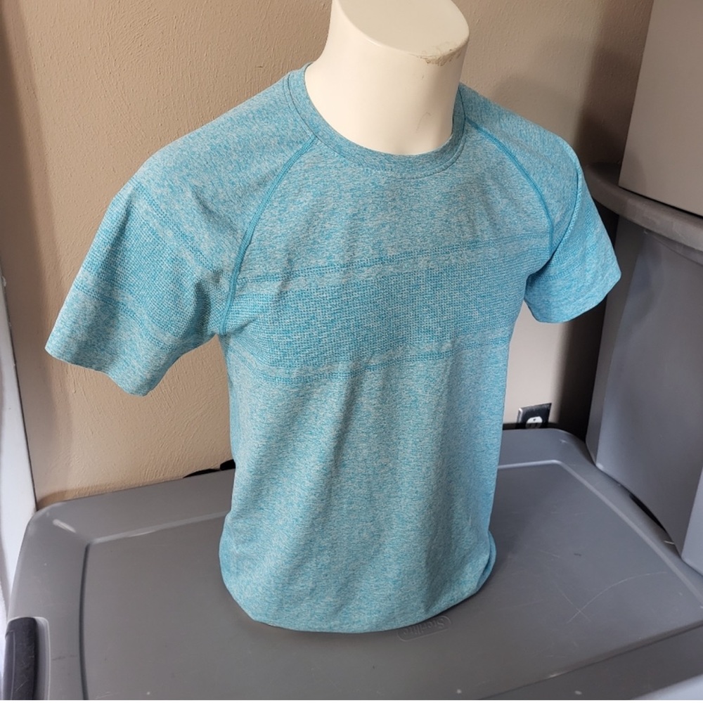 Rhône medium shirt